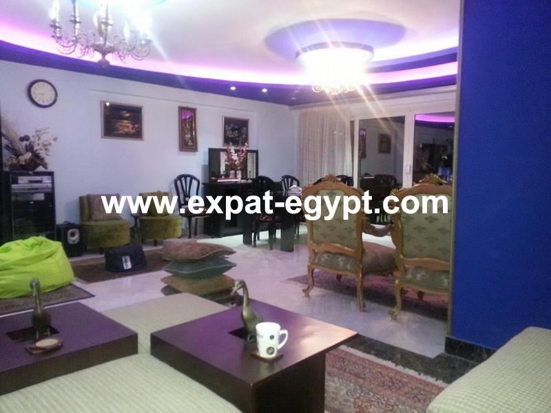 شقة فاخرة للبيع في مصر الجديدة