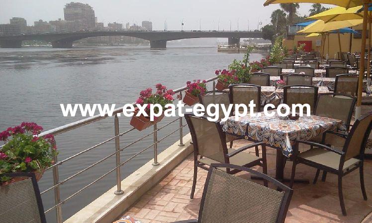 مطعم على النيل للبيع في الدقي ، الجيزة ، القاهرة مصر