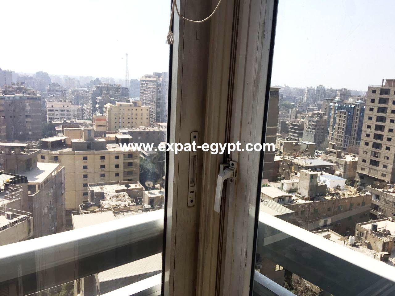 شقة للبيع تقع في الدقي، جيزة ، مصر